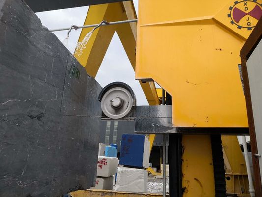 CNC制御ダイヤモンドワイヤーソーマシン 高切断精度と石切削のための4スピンドルリンク