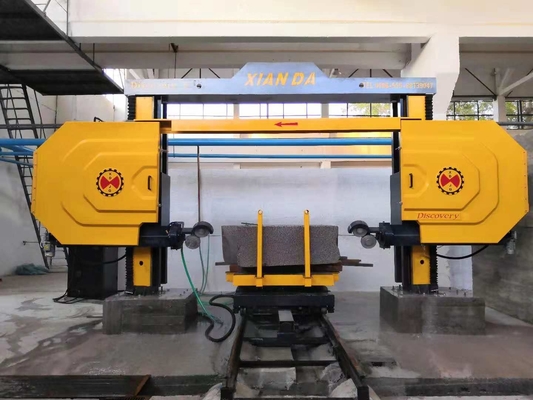 花こう岩の大理石の平板を形づけるための5つの軸線CNCワイヤー鋸の石の打抜き機