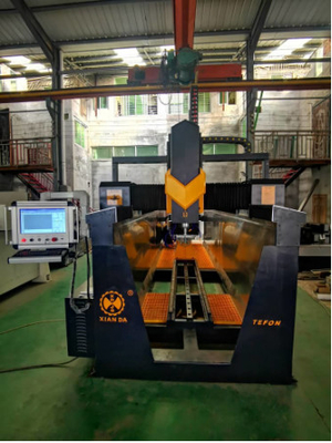 高精度4軸 CNC 柱彫刻機 7.5kw