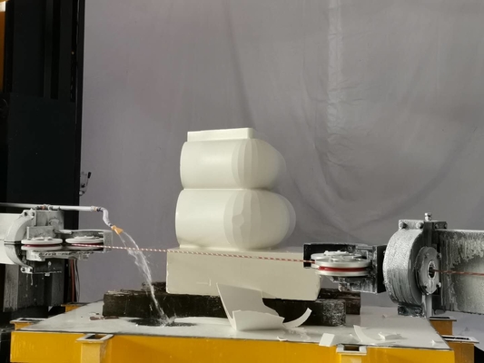 3D形状のための優れた精度5軸 CNCダイヤモンドワイヤーソーマシン