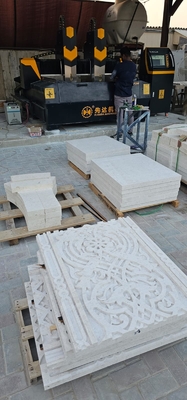 高精度平面型石彫刻機
