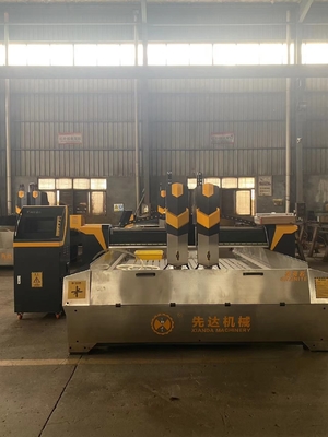 精度 3 軸 15m/min 空気速度 CNC 石彫刻機
