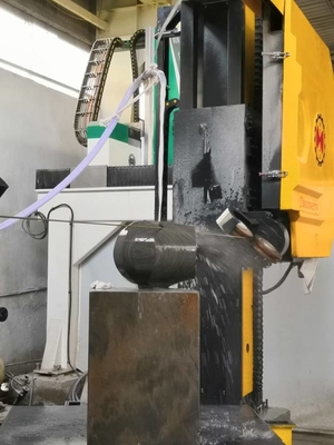 3D形とユニークな形のための 5 軸 CNC ダイヤモンドワイヤーソーマシン