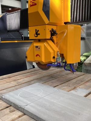 自動CNC4軸ブリッジ石切断機 多機能