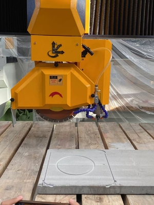 自動CNC4軸ブリッジ石切断機 多機能