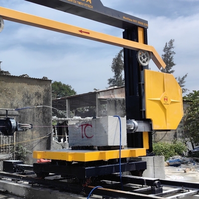 360°回転角 CNC高速で正確なワイヤ切断機 40m/s 最適な結果のために