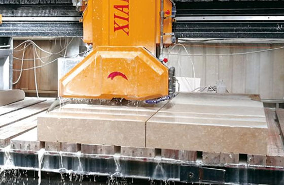 Four Column Medium Block Cutting Machine for Cutting Thick Granite Marble Slabs Curbstone