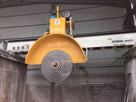 省エネ大型石材加工機 45KWモーター マルチブレードブリッジソー 石材切断機 花崗岩大理石ブロック用