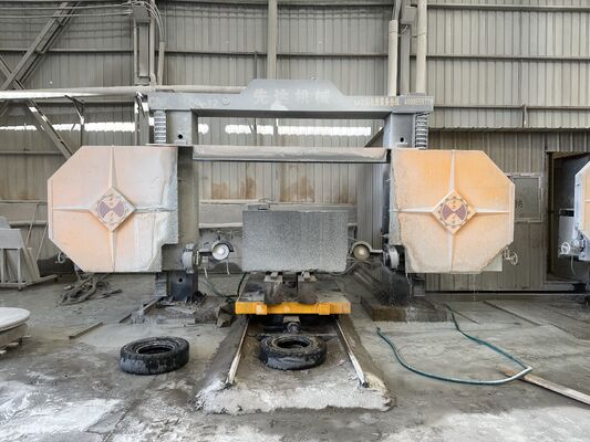 CE認証付き大理石・花崗岩プロファイリング用コンパクト4軸CNCダイヤモンドワイヤーソーマシン - 小型石材切断機