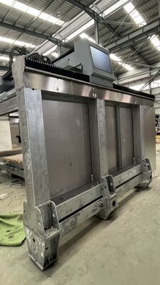 CE 5軸ブリッジ式石材切断機 イタリア製 DDXシステム 900mmソーブレード オプション保護スライドドア付き