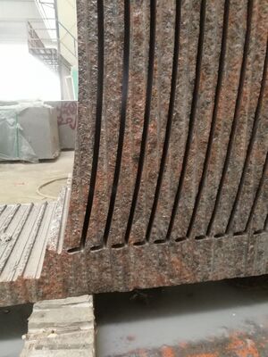 4 軸 CNC ダイヤモンド ワイヤー ソー 機械 360° サーボ回転テーブル 16 表面 スライドウェイ と 28 ローリングホイール リフト ための マルブル グラニート