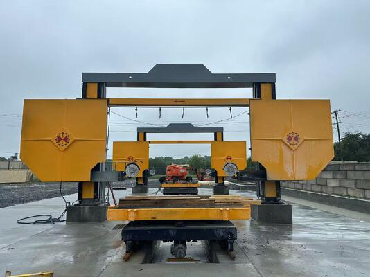 PLC制御 ダイアモンドワイヤーソーマシン 3000×3000×1500mm マルブルとグランイトブロックを分割する同期スクリュードライブ