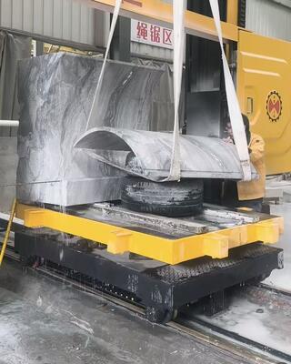 石材切断用の 4 つのスピンドルリンケージを備えた高効率 CNC 制御ダイヤモンドワイヤーソーマシン