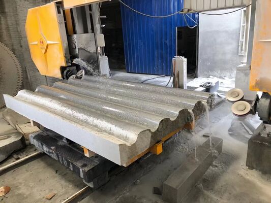 2D形状切断および石材プロファイリング用CNCダイヤモンドワイヤーソーマシン