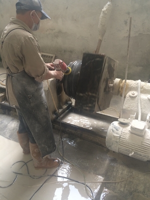 Baluster及びコラムの柱の石の平板の磨く機械1500mm 2500mm 3500mm