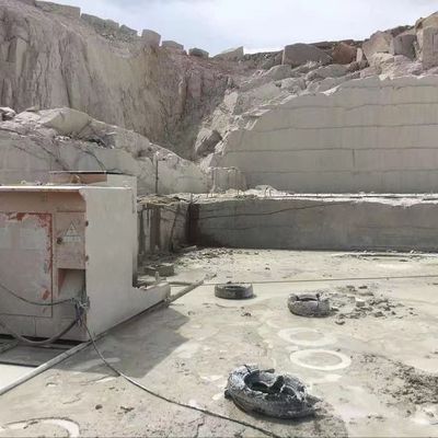 堅い大理石の切断石造りのダイヤモンド ワイヤーは11.5mm 20-30m/Sを見た